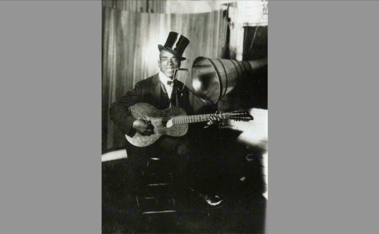 Johnny « Daddy Stove Pipe » Watson, mort un 1er novembre