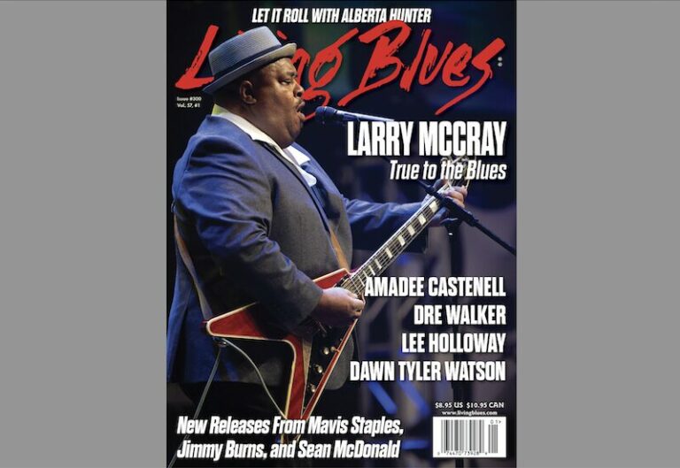 300 numéros pour Living Blues !